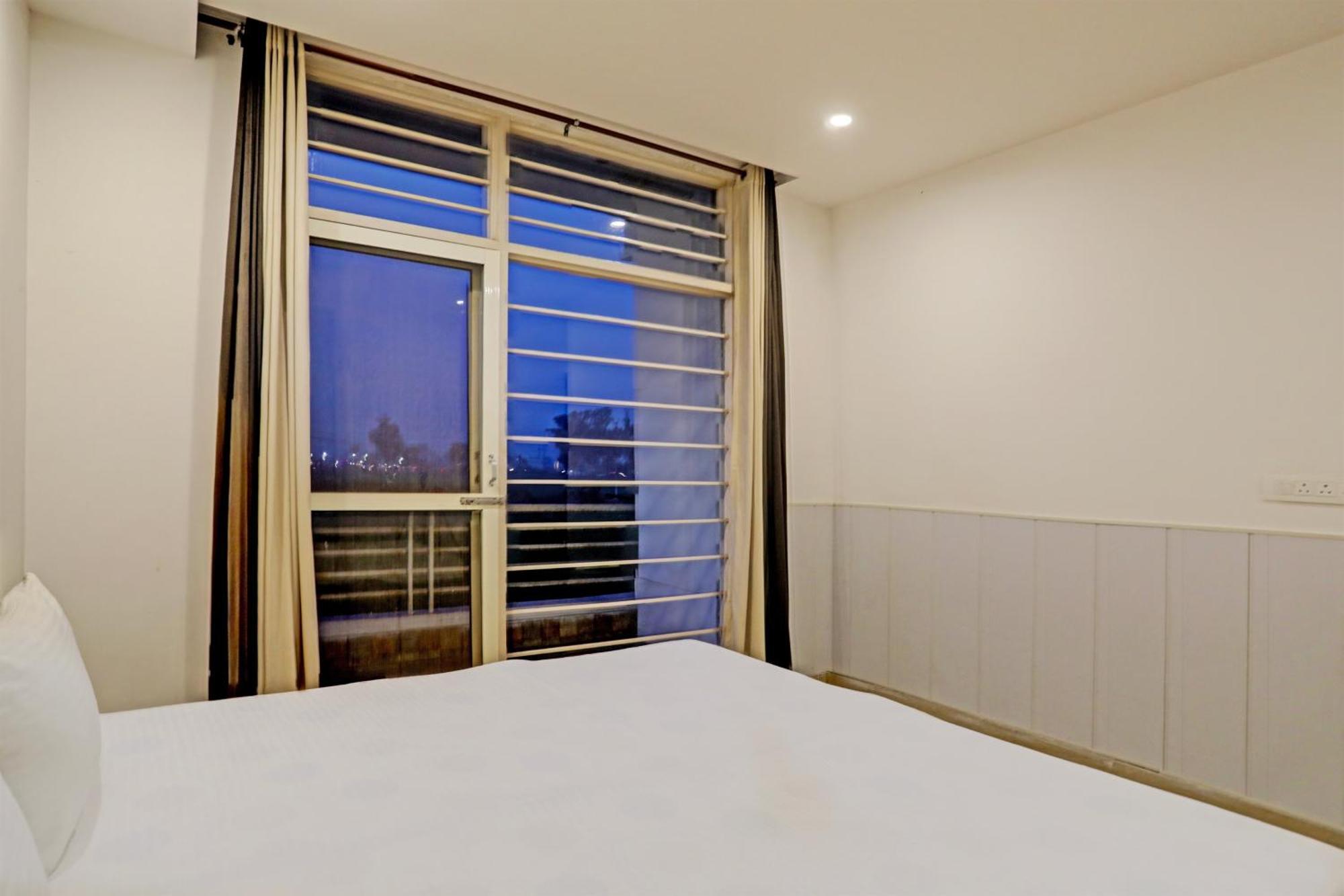 Oyo Home Green View Appartments Beās Dış mekan fotoğraf